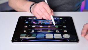 Read more about the article How to use Reference Mode on your iPad Pro