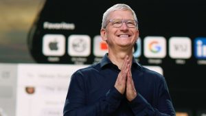 Read more about the article Apple regains $3 trillion valuation, creeps up on Microsoft