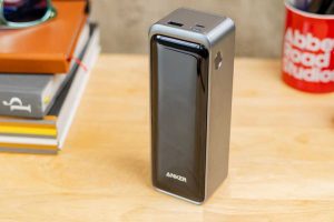 Read more about the article Anker Prime 27650mAh Power Bank (250W) review: Portable power for your MacBook