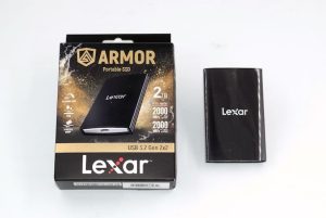 Read more about the article Lexar ARMOR 700 Portable SSD Review: Power-Efficient 2 GBps in an IP66 Package