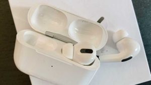 Read more about the article Fake AirPods: How to tell if your AirPods Pro are fake