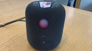 Read more about the article Apple is getting serious about HomePod fabric covers that act as displays