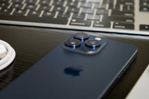 Read more about the article Report: At least one iPhone 17 model to feature a mechanical aperture