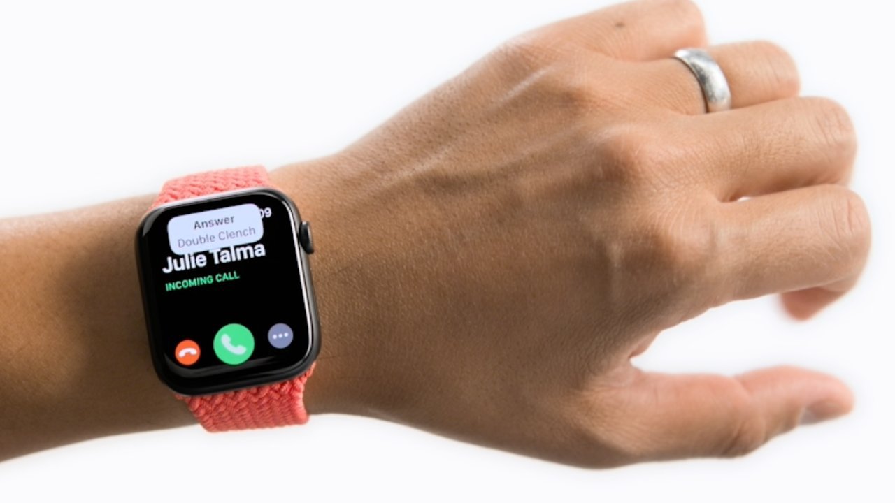 You are currently viewing Future Apple Watch bands may know when you give someone the finger