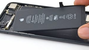 Read more about the article Both iPhone 16 Pro batteries rumored to get significant capacity increase