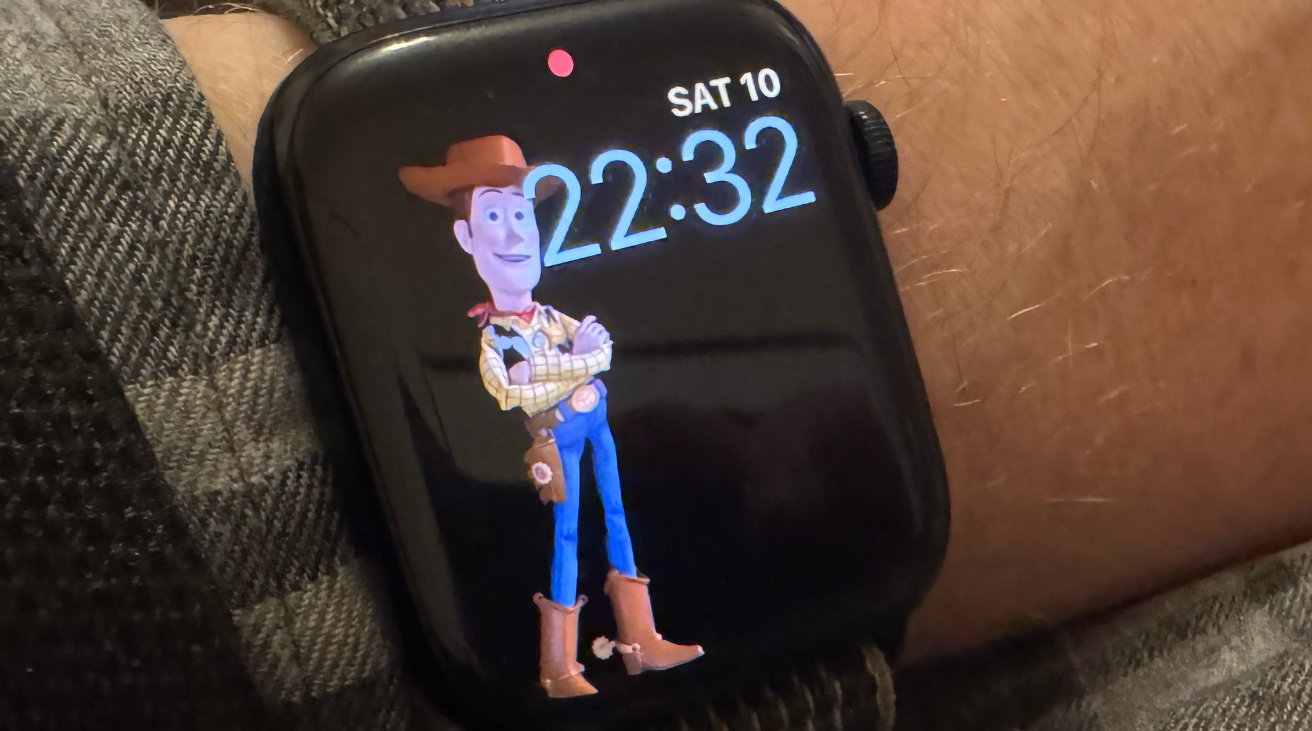 Read more about the article Pixar takes an old Apple Watch face to make its