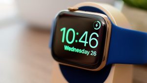 Read more about the article Apple surveys users on Apple Watch battery life, sleep features, and wearables