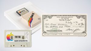 Read more about the article Newly-discovered Steve Jobs autographs to feature in new auction