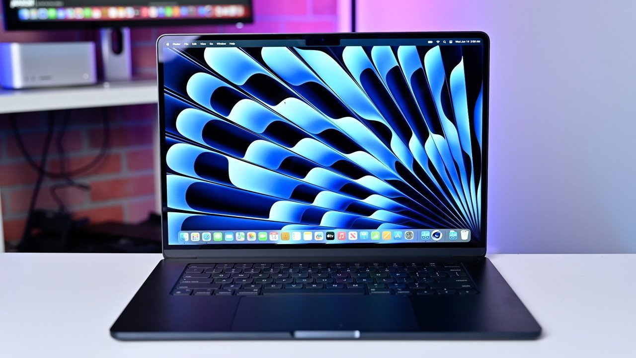 You are currently viewing Display shipments for refreshed MacBook Air, iPad to start in October