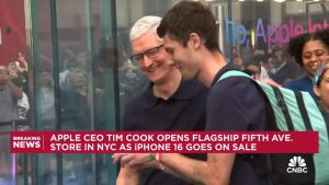 Read more about the article iPhone 16 goes on sale, Tim Cook opens Fifth Avenue store