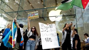 Read more about the article Activists urge boycott over Apple’s alleged complicity in conflicts