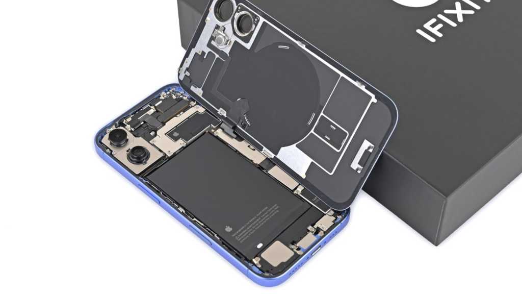 You are currently viewing The iPhone 16 has a secret battery upgrade that will blow your mind