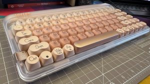 Read more about the article Lofree Dot Foundation keyboard review: Specs, features, and price