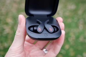 Read more about the article The better-than-AirPods Beats Fit Pro just dropped to an all-time-low price