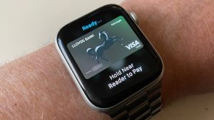 Read more about the article US government steps up oversight of Apple Pay and rivals