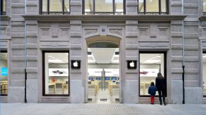 Read more about the article Crime blotter: Apple Store thieves face bigger penalties in California