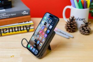 Read more about the article Anker Zolo Magnetic 10K Power Bank with USB-C Cable review: Wireless convenience plus wired fast-charging power