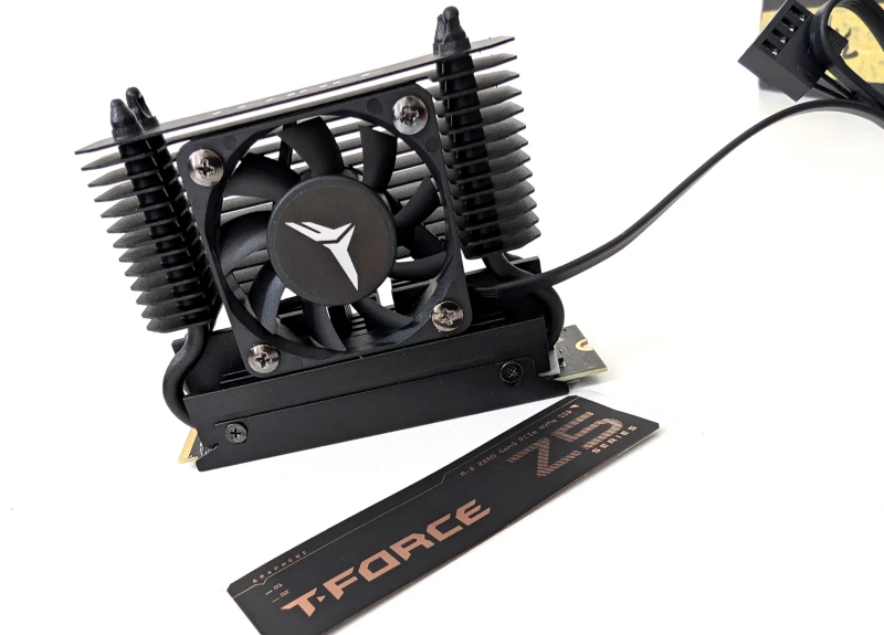 You are currently viewing The TeamGroup T-Force Z540 4TB SSD And The Enormous Dark AirFlow I Drive Cooler