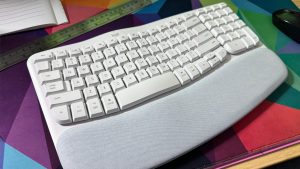 Read more about the article Logitech Wave Keys for Mac review: Ergonomic and reasonably priced