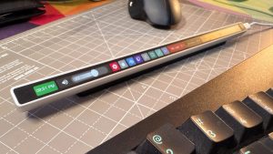 Read more about the article Flexbar review: Could be the heir-apparent to the Touch Bar, someday