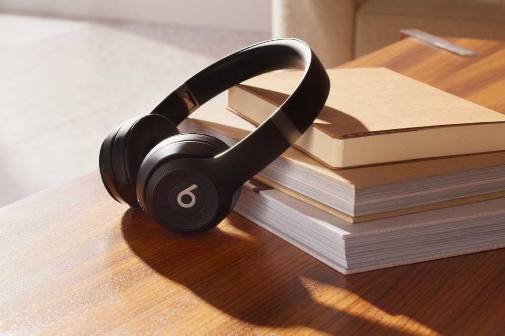 You are currently viewing This half-off Beats Solo 4 headphones deal is music to our ears