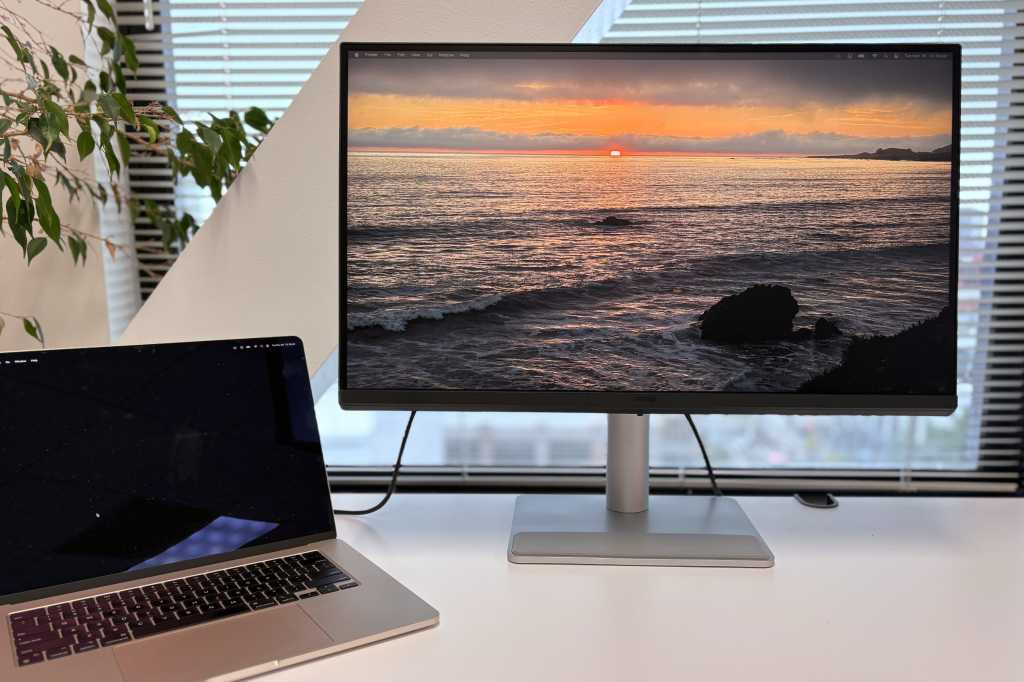 You are currently viewing BenQ MA270U review: Good looks, great image quality