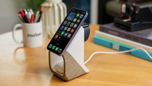 Read more about the article Journey Nova 3-in-1 Wireless Charging Station review: Simply gorgeous