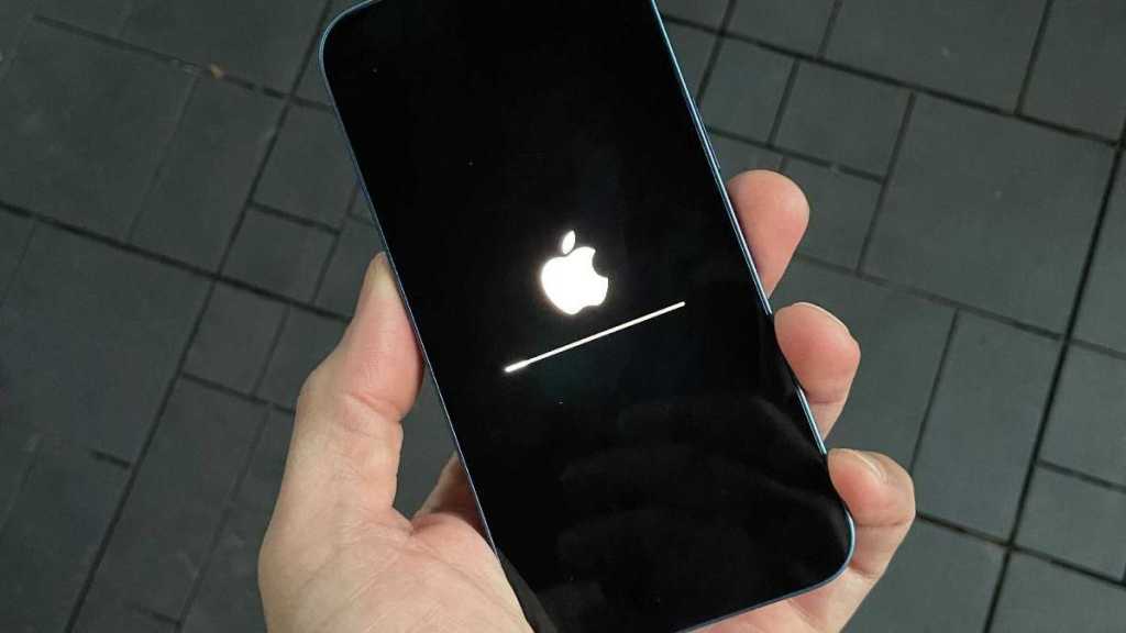 Read more about the article The latest iPhone update patches a security flaw exploited since 2023