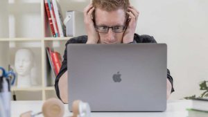 Read more about the article Mac or MacBook won’t turn on? Here’s how to fix it