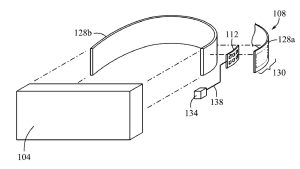 Read more about the article Apple wants to add a display into the Apple Vision Pro headband