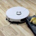 iOS 18.4 to enable control of Matter-compatible robot vacuums