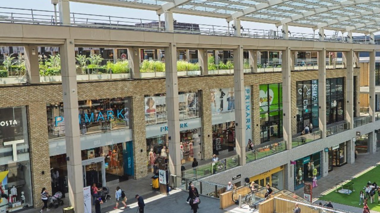 You are currently viewing Apple is rumored to be opening its first store in Oxford