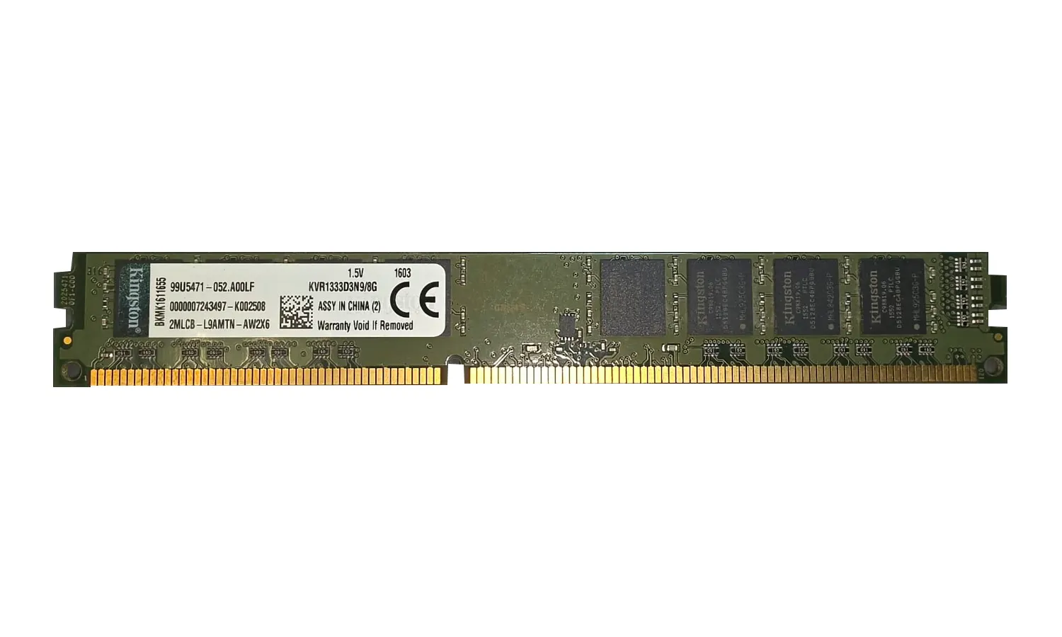 Actual Kingston KVR1333D3N9/8G 8GB DDR3 RAM on a white background; original pixels preserved